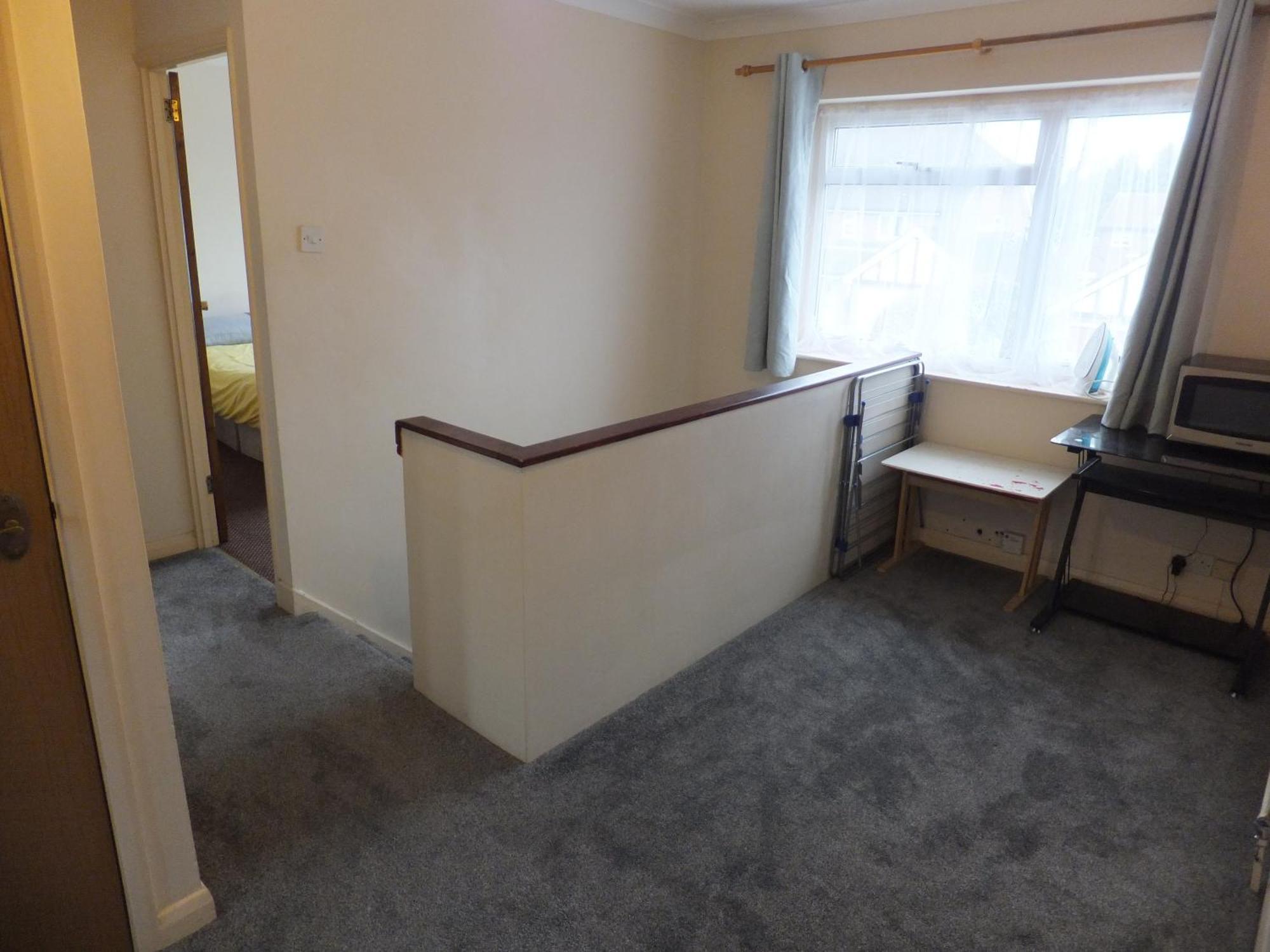 Many Worlds Meet - Eurostar, Wimbledon 30 Mins, Central London, Gatwick 15 Mins - Spacious, Sleeps Up To 16 Plus Cot - Free Wifi, Parking - Next To Lloyd Park, Great For Families, Walkers, Relocators - Ideal For Contractors Croydon Esterno foto