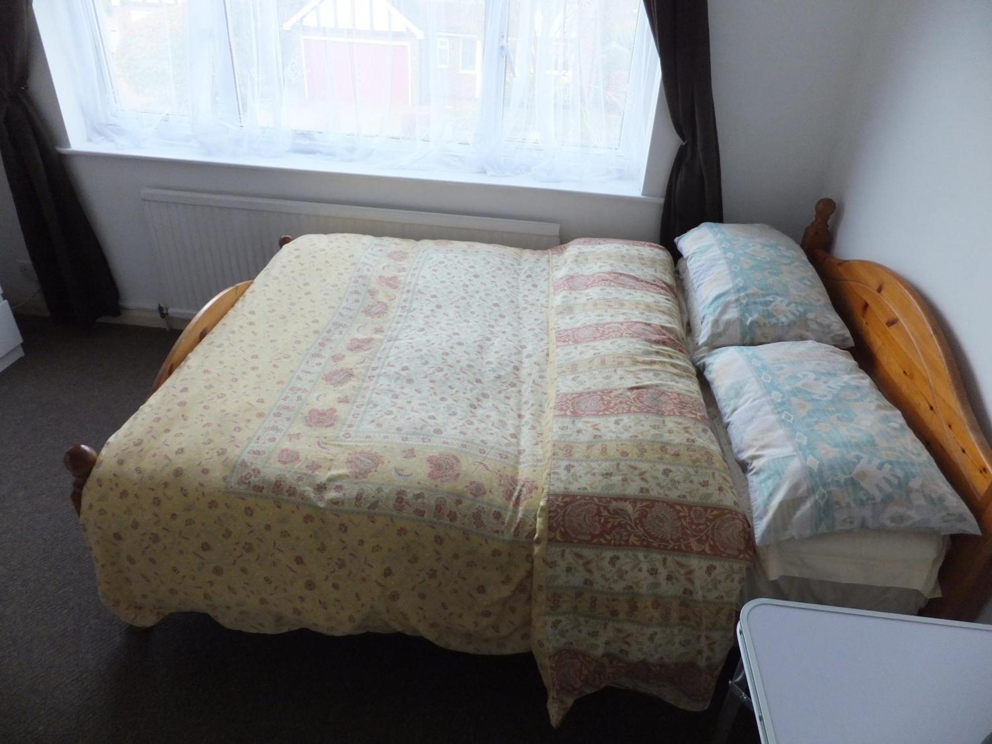 Many Worlds Meet - Eurostar, Wimbledon 30 Mins, Central London, Gatwick 15 Mins - Spacious, Sleeps Up To 16 Plus Cot - Free Wifi, Parking - Next To Lloyd Park, Great For Families, Walkers, Relocators - Ideal For Contractors Croydon Esterno foto