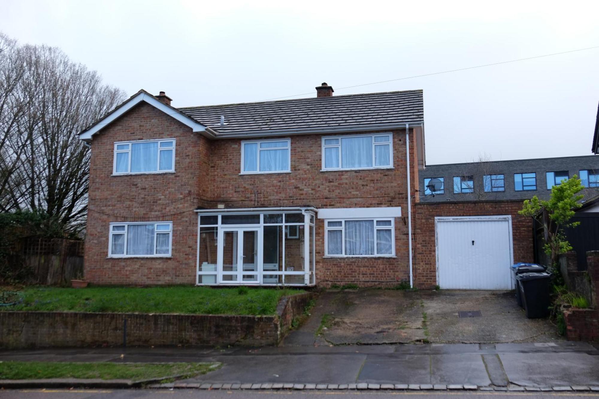 Many Worlds Meet - Eurostar, Wimbledon 30 Mins, Central London, Gatwick 15 Mins - Spacious, Sleeps Up To 16 Plus Cot - Free Wifi, Parking - Next To Lloyd Park, Great For Families, Walkers, Relocators - Ideal For Contractors Croydon Esterno foto